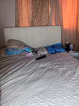 Mya And Davidd online show from February 4, 9:20 pm