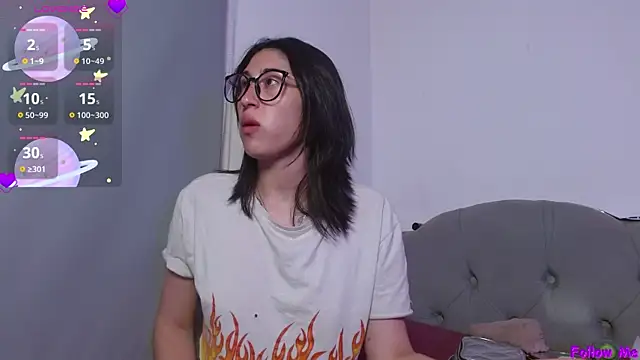 Red-moon1 online show from October 3, 3:03 am