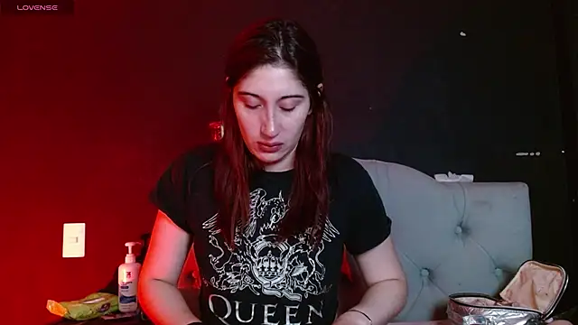 Red-moon1 online show from May 24, 4:50 am