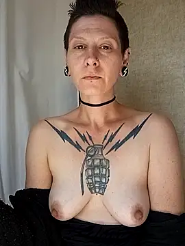 Dark Obsessions online show from March 19, 6:45 pm