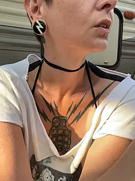 Dark Obsessions online show from March 26, 10:04 pm