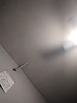 Snapshot of thickcocklatino chatting on October 19, 12:44 am thickcocklatino online show from October 19, 12:44 am