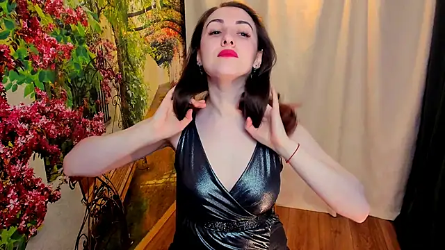 I-JUST-I online show from February 12, 2:45 am