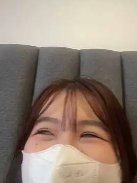 Snapshot of Onee-Chew chatting on May 22, 7:59 am Onee-Chew online show from May 22, 7:59 am