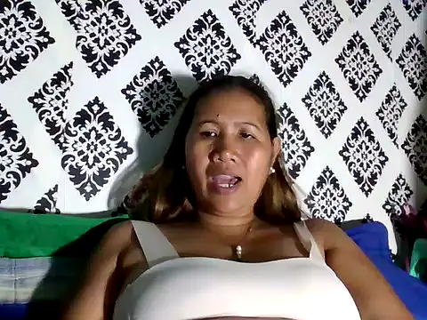 sweet smile4u online show from March 27, 2:28 am