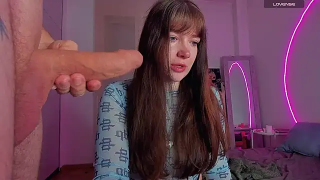 alicekaneky online show from September 26, 11:20 pm