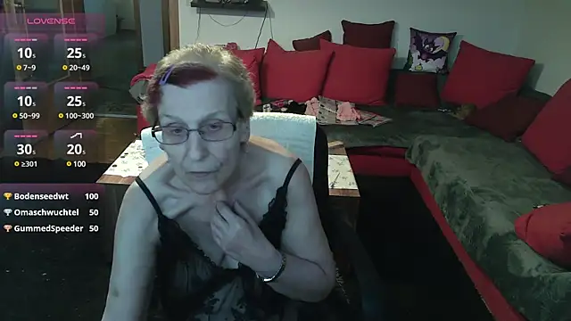 Snapshot of HeisseomaOriginal chatting on December 19, 11:39 am HeisseomaOriginal online show from December 19, 11:39 am