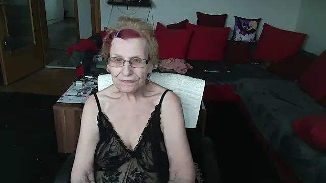 Snapshot of HeisseomaOriginal chatting on February 19, 11:28 am HeisseomaOriginal online show from February 19, 11:28 am