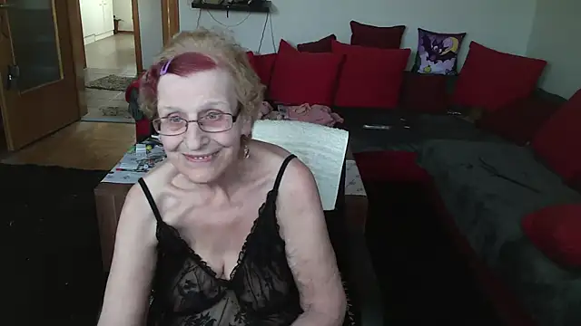 Snapshot of HeisseomaOriginal chatting on February 19, 2:55 pm HeisseomaOriginal online show from February 19, 2:55 pm