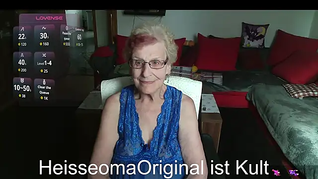 HeisseomaOriginal online show from June 3, 7:11 am