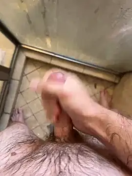 Snapshot of Lewdguy14 chatting on January 6, 6:20 pm Lewdguy14 online show from January 6, 6:20 pm