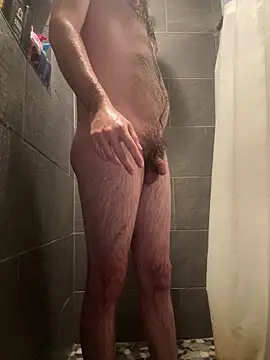 Snapshot of Lewdguy14 chatting on December 16, 11:32 pm Lewdguy14 online show from December 16, 11:32 pm