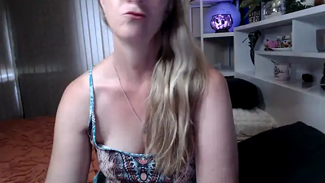  Total Aussie Milfs  online show from February 1, 11:36 pm