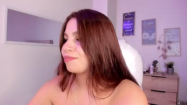 bluee hazell online show from March 19, 6:12 pm