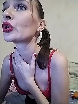 AimeeFair online show from March 1, 8:31 pm