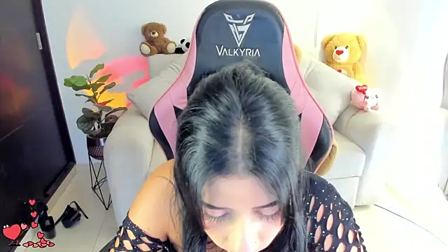 Snapshot of eval_lee18 chatting on March 8, 4:38 am eval lee18 online show from March 8, 4:38 am