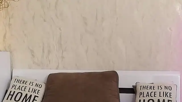 Mila Anders online show from February 9, 8:33 am