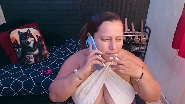 Diana Lozano online show from January 27, 4:33 pm