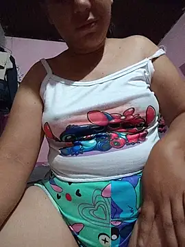 ValeriaSantos- online show from August 4, 10:18 am