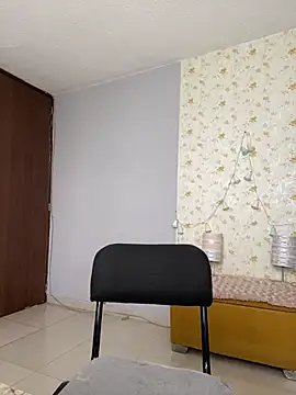 Snapshot of NatashaCruz- chatting on February 11, 6:11 pm NatashaCruz- online show from February 11, 6:11 pm