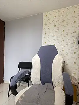 Snapshot of NatashaCruz- chatting on March 20, 5:25 pm NatashaCruz- online show from March 20, 5:25 pm