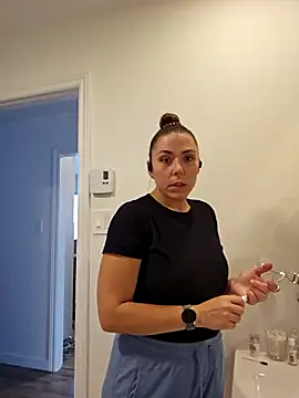 Ellie-L-Elizabeth online show from September 23, 8:34 pm