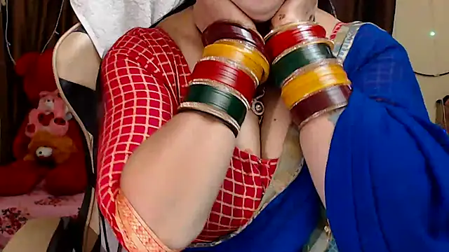 Snapshot of Naughty_Kashish chatting on October 17, 5:43 am Naughty Kashish online show from October 17, 5:43 am