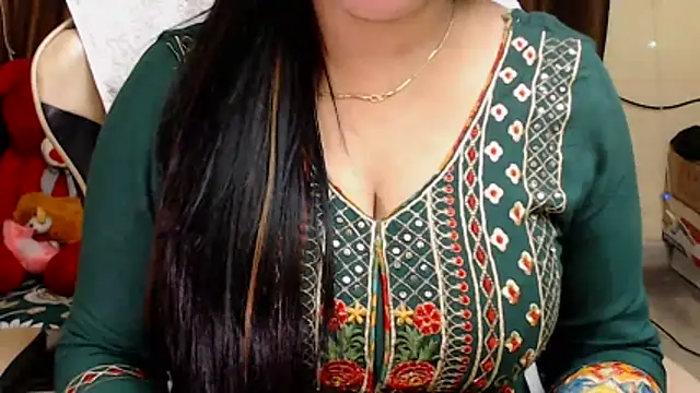 Snapshot of Naughty_Kashish chatting on November 7, 6:46 am Naughty Kashish online show from November 7, 6:46 am