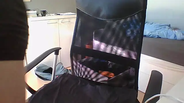 RamonJoosse2002 online show from June 9, 10:49 am