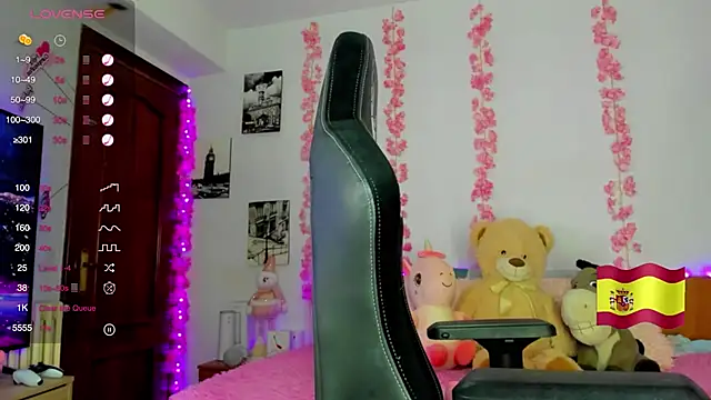 gabrielatafur  online show from September 19, 9:26 pm