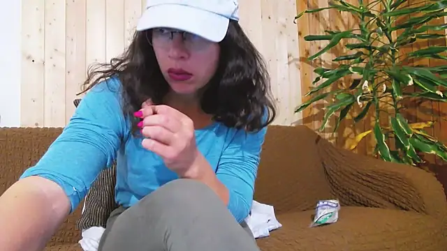 SquirtyMellissaLabia online show from November 16, 5:46 am