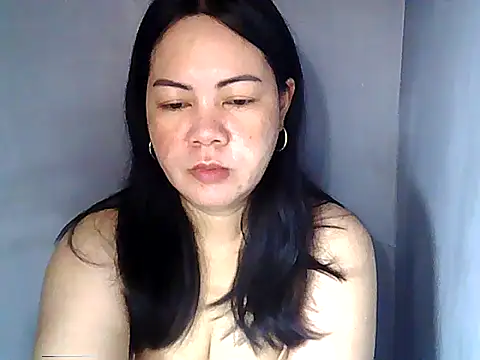 Snapshot of starlete69 chatting on April 29, 7:20 pm starlete69 online show from April 29, 7:20 pm