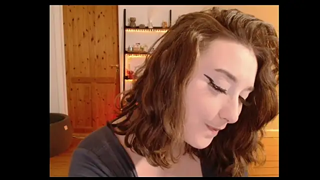 Snapshot of NaughtyRapunzel7 chatting on December 28, 10:23 pm NaughtyRapunzel7 online show from December 28, 10:23 pm