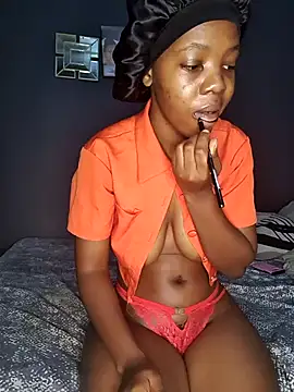 SheisBlacq online show from February 13, 9:44 pm