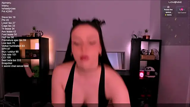 SofiRusselle online show from September 22, 5:48 pm