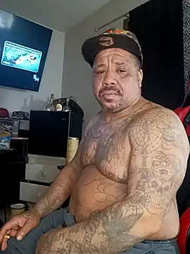 yellowwetfox online show from December 27, 1:32 am