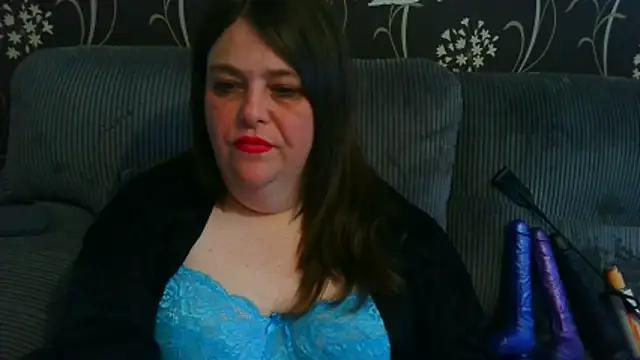 HouseWifeWhore Milf online show from March 25, 2:23 pm