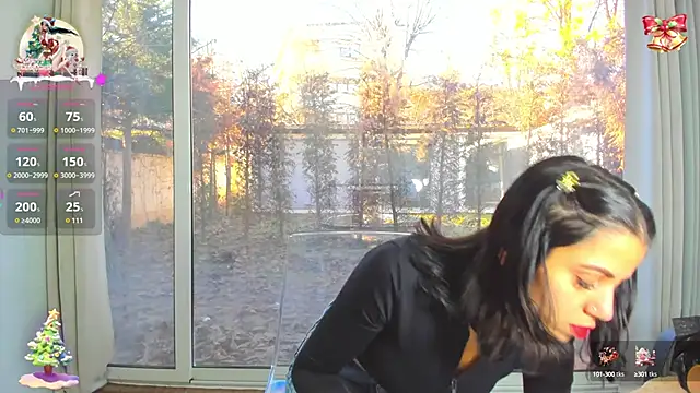 Snapshot of Sarabecker chatting on December 19, 9:40 am Sarabecker online show from December 19, 9:40 am