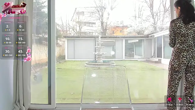 Snapshot of Sarabecker chatting on March 15, 12:13 pm Sarabecker online show from March 15, 12:13 pm