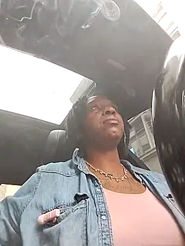 markquanna online show from December 19, 6:15 pm