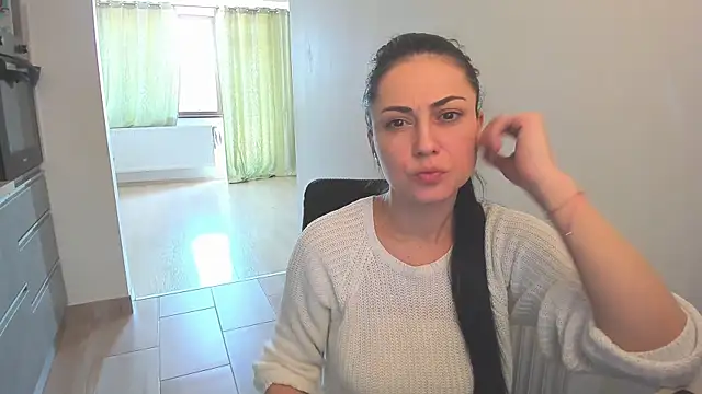 OliviaSirena online show from March 6, 11:50 am