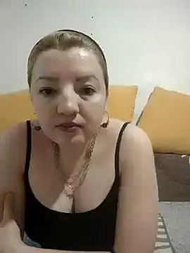 stefanyharper16 online show from February 19, 12:44 pm