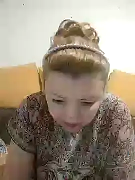 stefanyharper16 online show from February 25, 8:19 pm