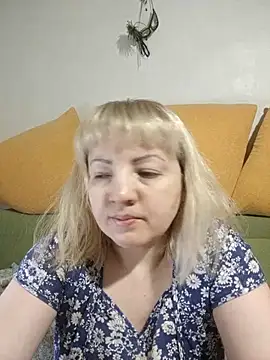 stefanyharper16 online show from March 11, 8:15 pm