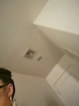 CarmelaAnthony online show from October 19, 9:04 pm