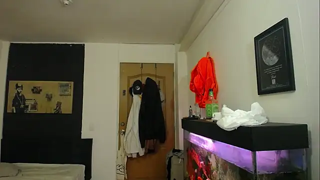 romeolovedark online show from December 11, 2:52 am