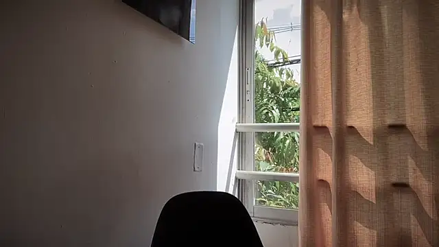 romeolovedark online show from February 9, 7:18 pm