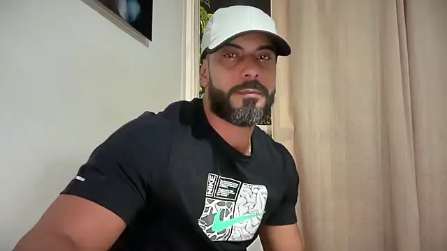 romeolovedark online show from March 15, 6:30 am