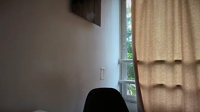 romeolovedark online show from June 8, 2:28 pm