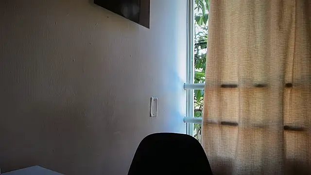 romeolovedark online show from June 11, 7:56 pm